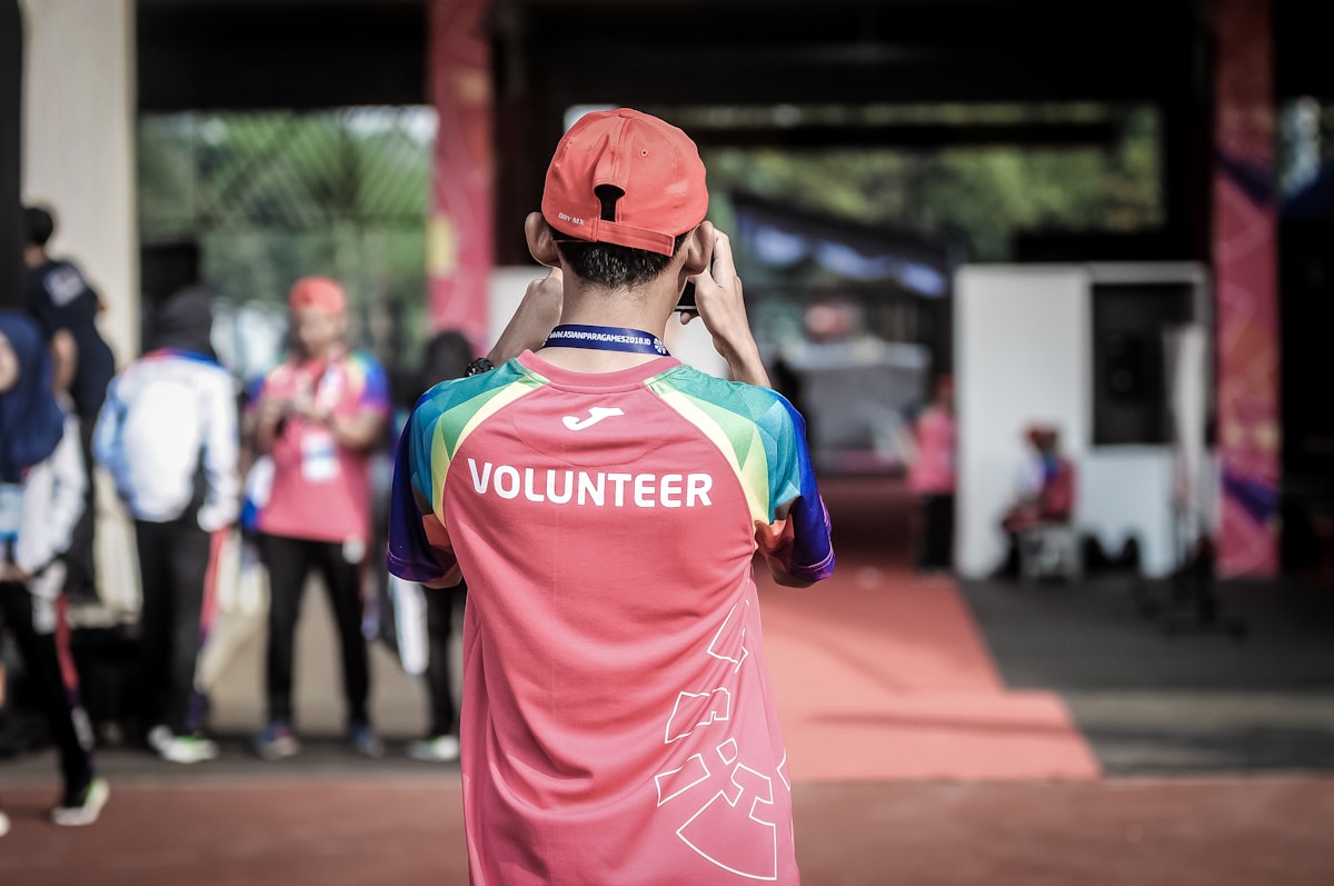 Volunteers supporting a local community program